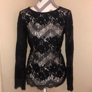 Lace black top